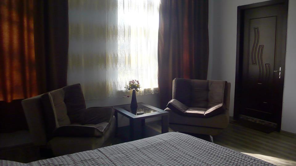 Hotel Newland Chiatura Zewnętrze zdjęcie