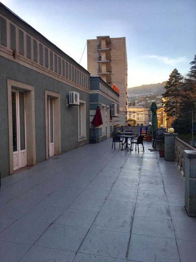 Hotel Newland Chiatura Zewnętrze zdjęcie